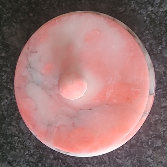 Vintage Pink Marbled Soap Stone Vanity Dish with Lid - Picture 2 of 12